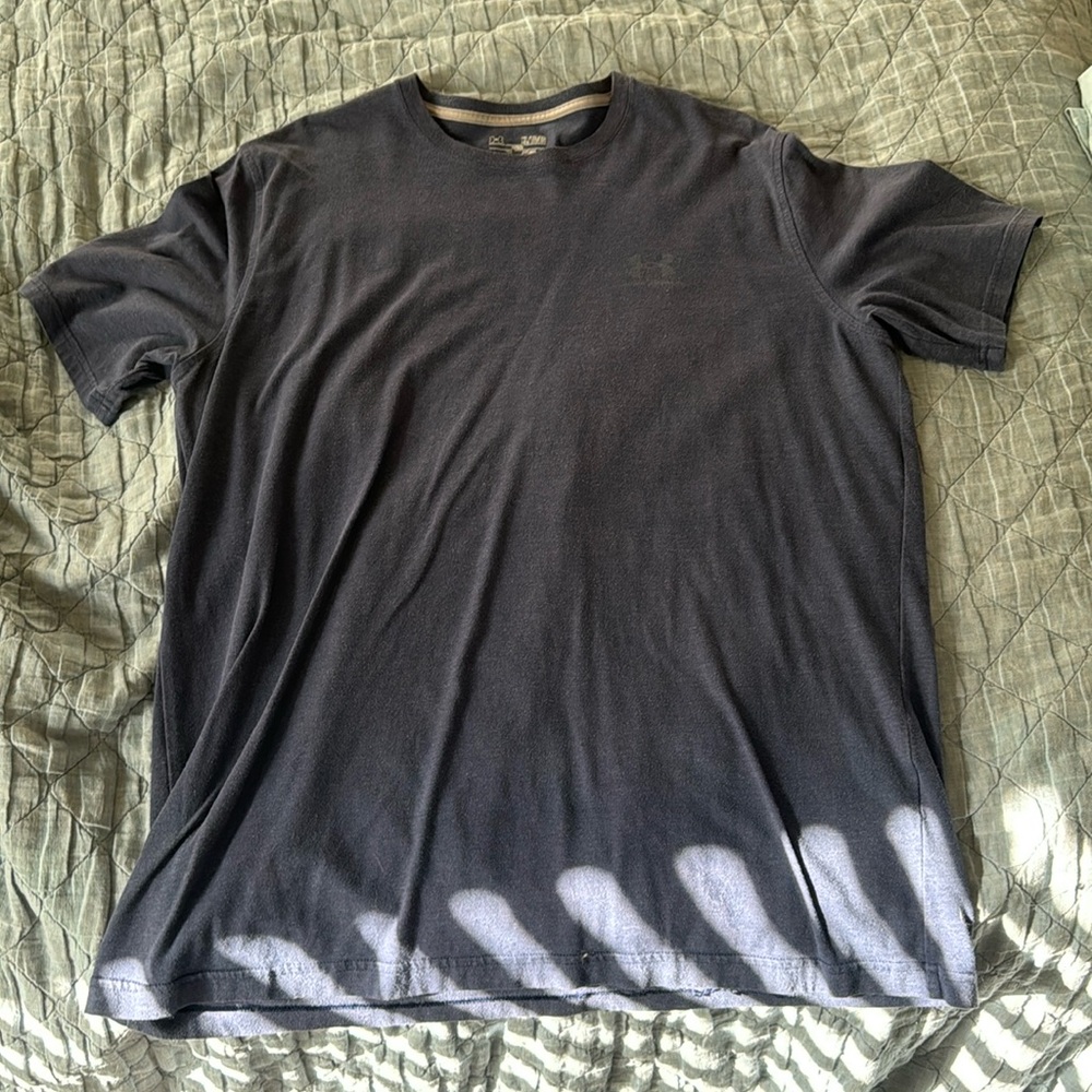 Under Armour XL Tee